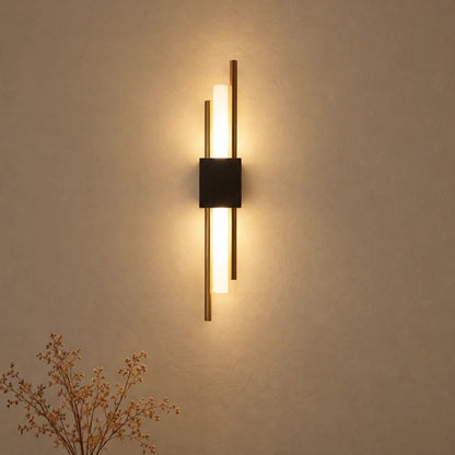 Illustrative video guide to hanging the Nook Duo Sconce on a wall